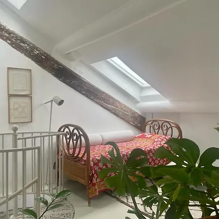 Appartement Special With A View Of The Navigli