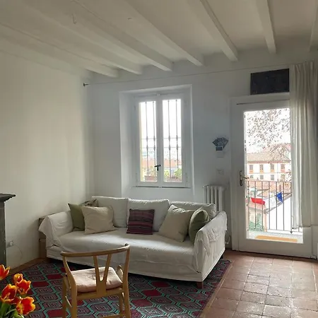 Special With A View Of The Navigli Milaan